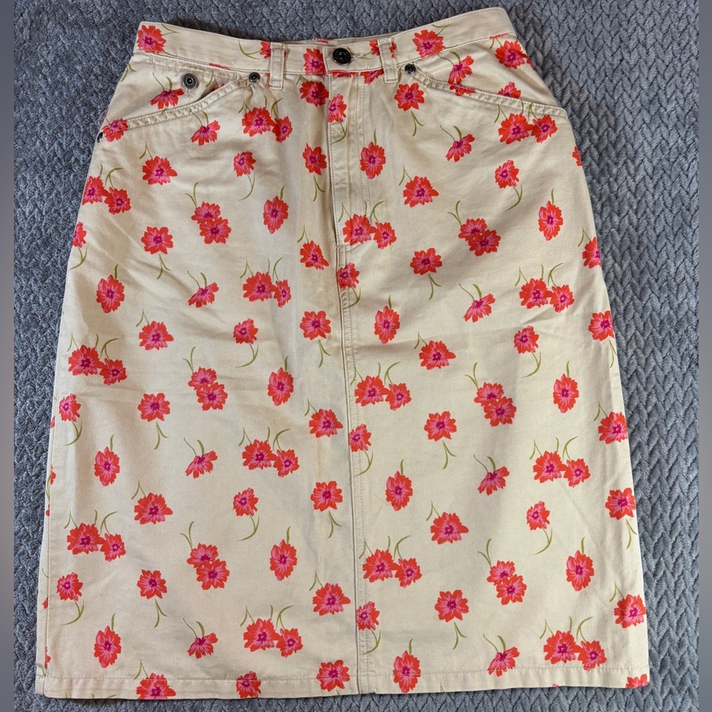 Women’s Liz Claiborne Lizwear Jeans Knee Length Pink Floral Skirt Size 4